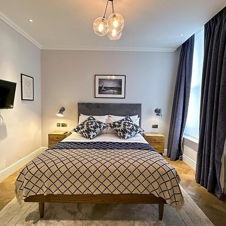 The Knight Of Nottinghill Hotel London Bagian luar foto