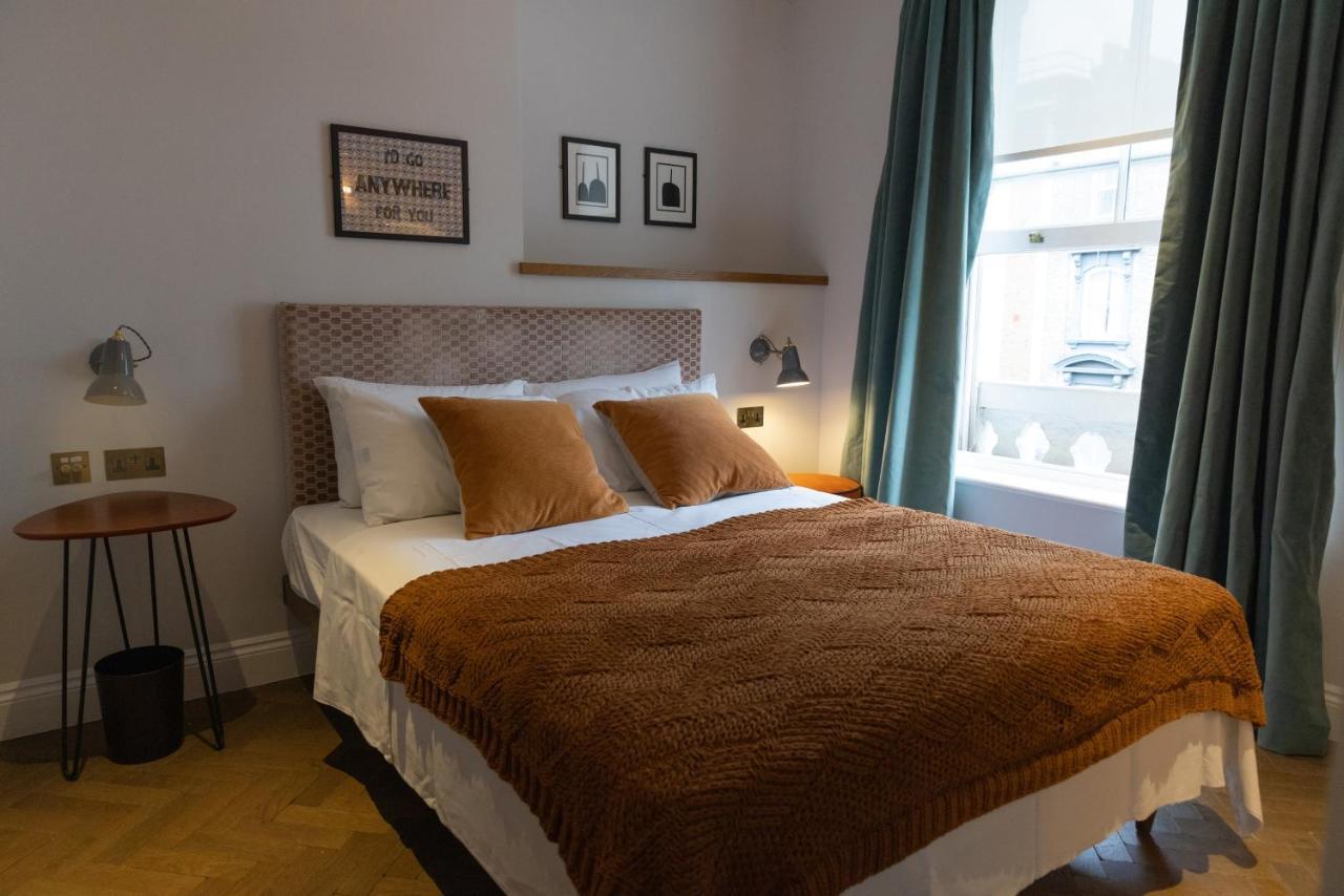 The Knight Of Nottinghill Hotel London Bagian luar foto