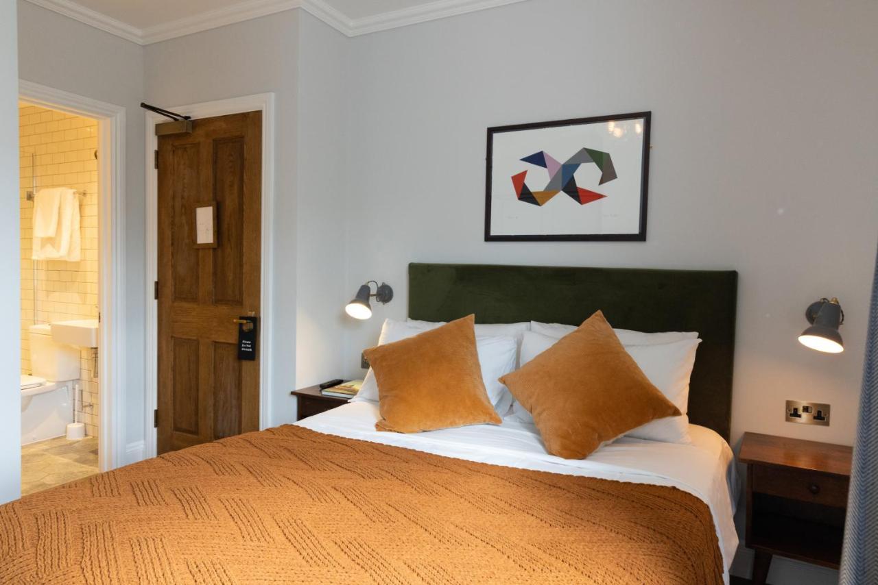 The Knight Of Nottinghill Hotel London Bagian luar foto