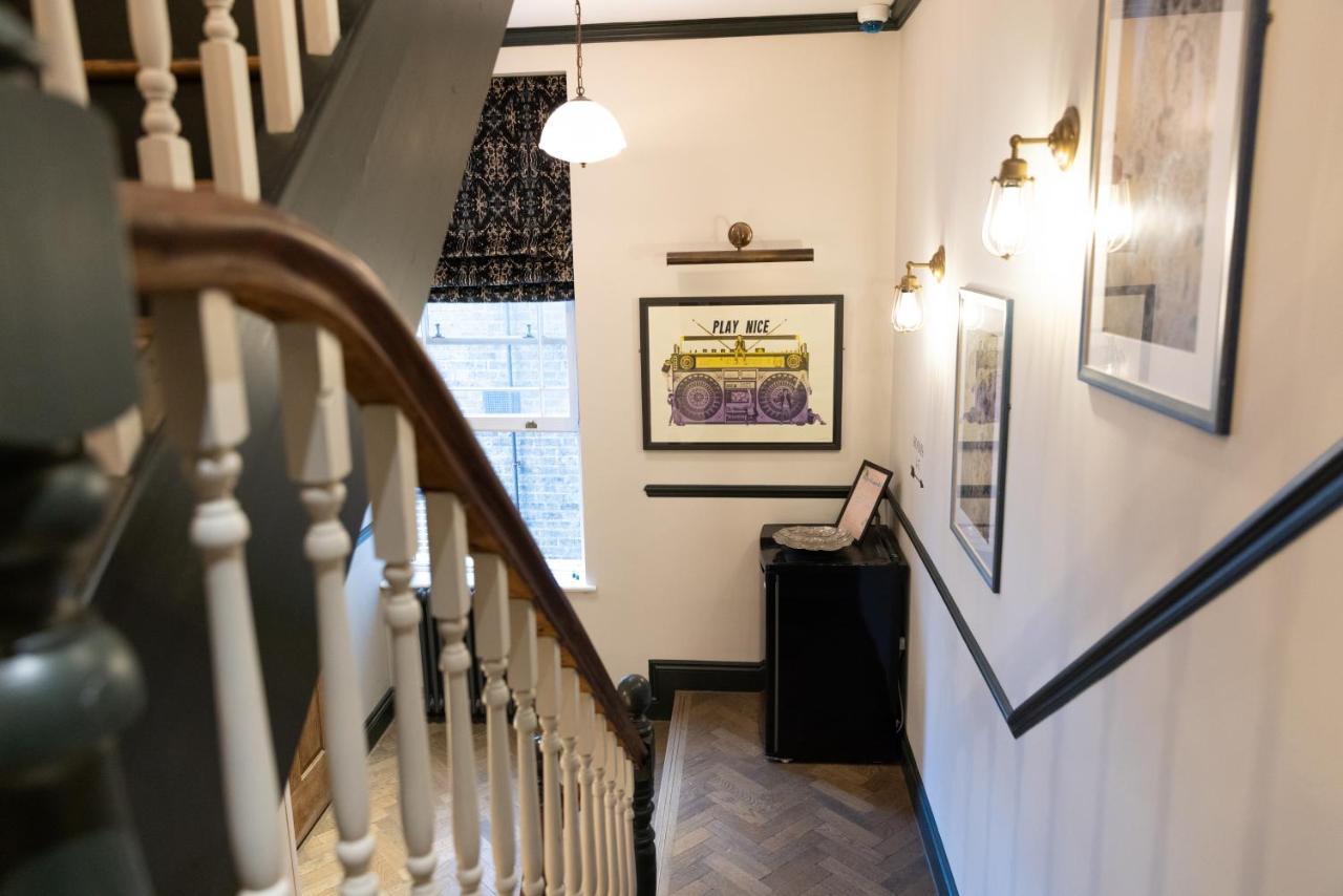 The Knight Of Nottinghill Hotel London Bagian luar foto