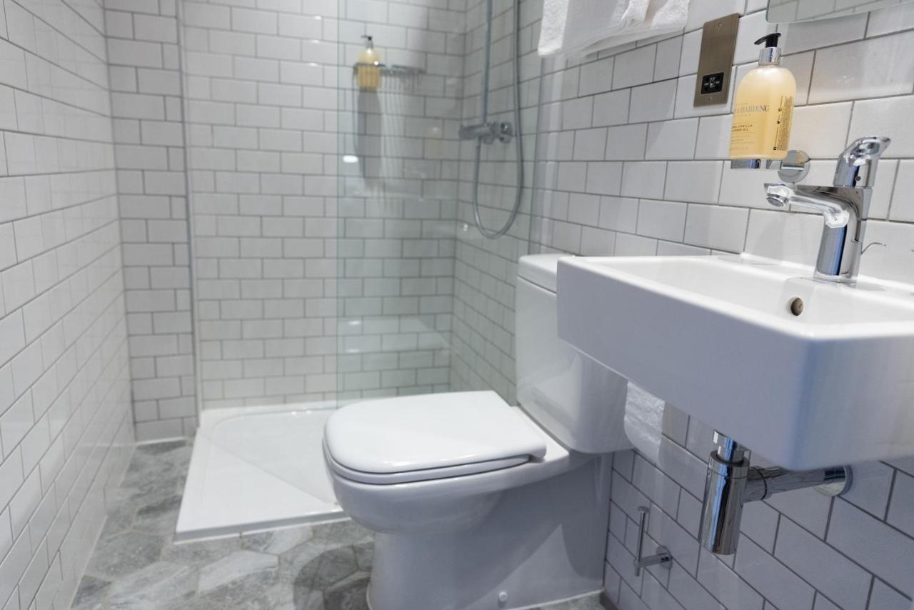 The Knight Of Nottinghill Hotel London Bagian luar foto